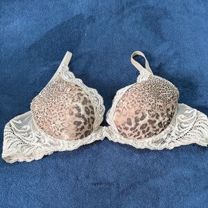 Natori Leopard-Print Lace Push-Up Bra in Beige and Tan